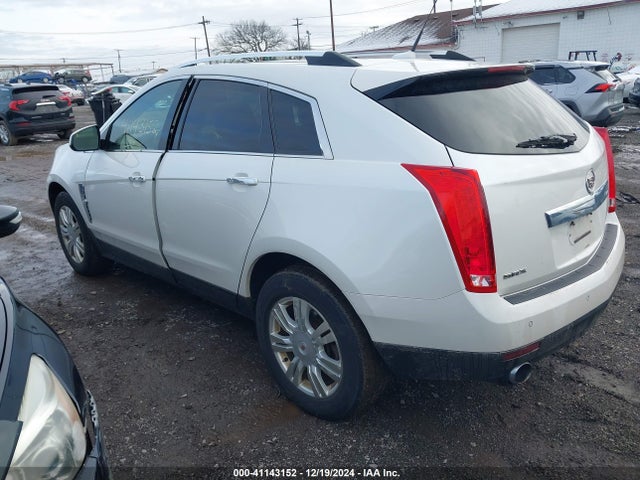 2011 CADILLAC SRX 3GYFNAEY5BS630280 Photo 2