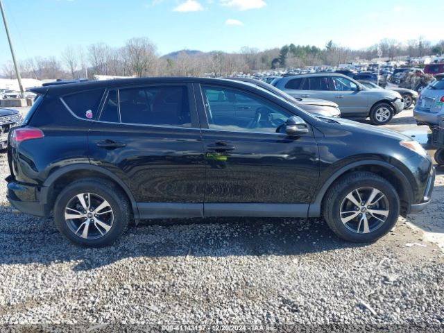 2T3RFREV9JW705732 Toyota Rav4 Xle
