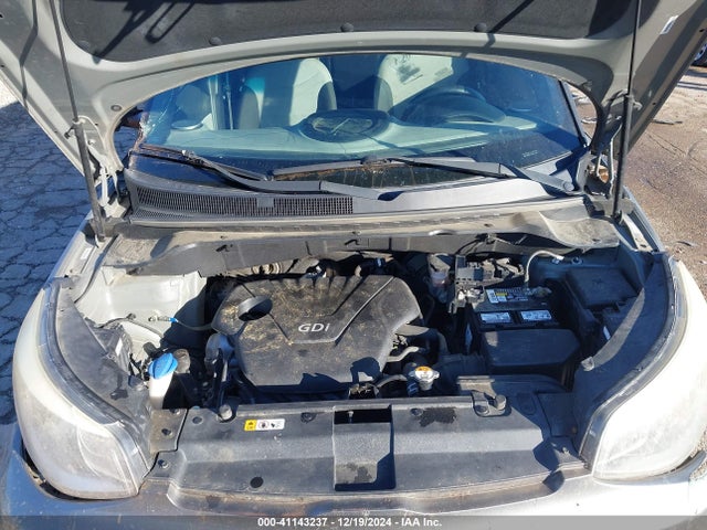 KIA Soul 2015 KNDJN2A25F7127652 Image 10