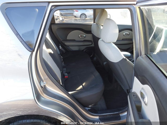 KIA Soul 2015 KNDJN2A25F7127652 Image 8