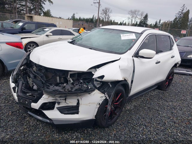 Nissan ROGUE S 2017 JN8AT2MV9HW007362 Image 2