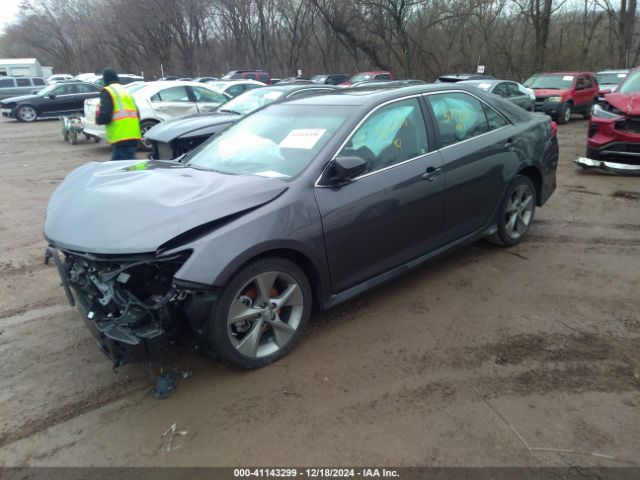 4T1BF1FK3EU802138 Toyota Camry Se Sport