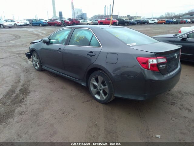 4T1BF1FK3EU802138 Toyota Camry Se Sport