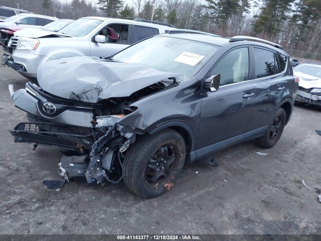 Toyota RAV4 LE 2017 JTMBFREV7HJ119797 Image 2