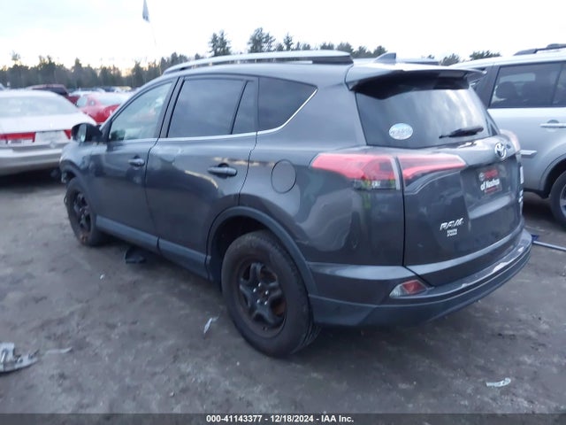 Toyota RAV4 LE 2017 JTMBFREV7HJ119797 Image 3