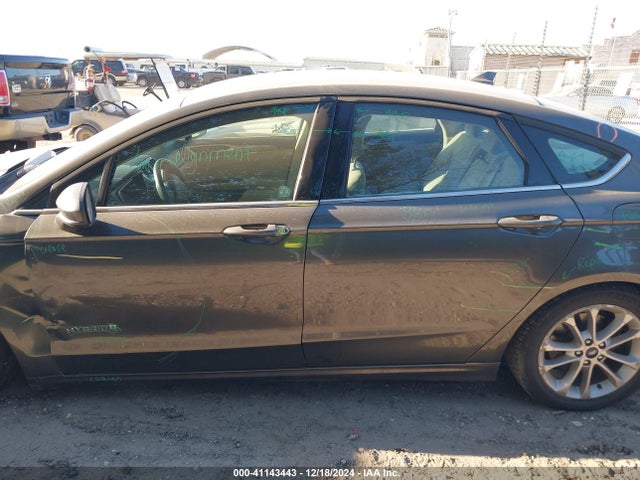 Ford Fusion Hybrid Se 2019 3FA6P0LU0KR188418 Image 14