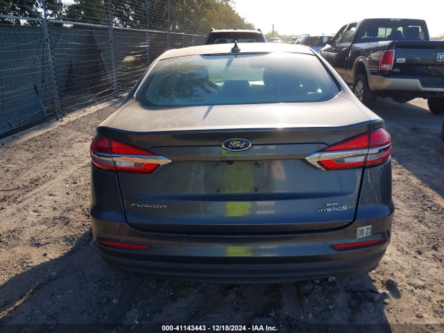 Ford Fusion Hybrid Se 2019 3FA6P0LU0KR188418 Image 16