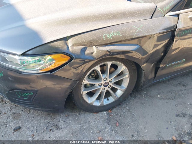 Ford Fusion Hybrid Se 2019 3FA6P0LU0KR188418 Image 6