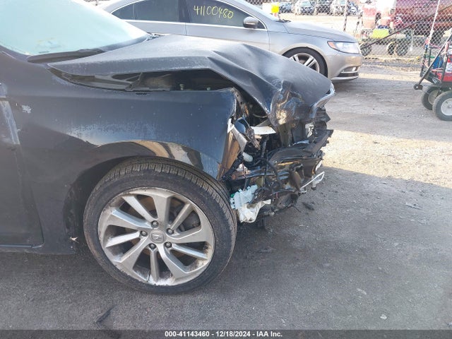 19UDE2F30JA006796 Acura Ilx Acurawatch Plus Package