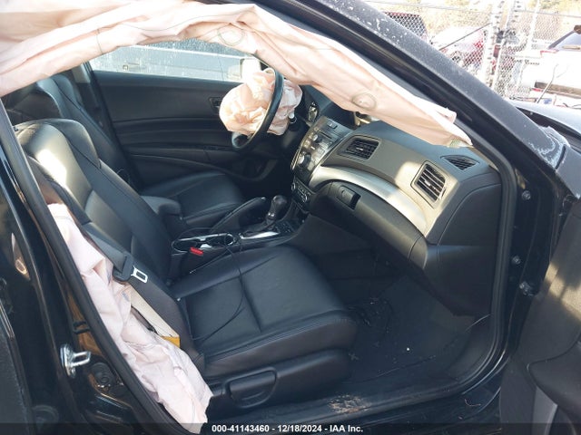 19UDE2F30JA006796 Acura Ilx Acurawatch Plus Package