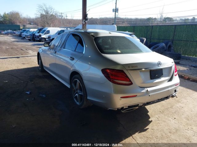 2017 MERCEDES-BENZ E 300 WDDZF4KB3HA177441 Photo 2