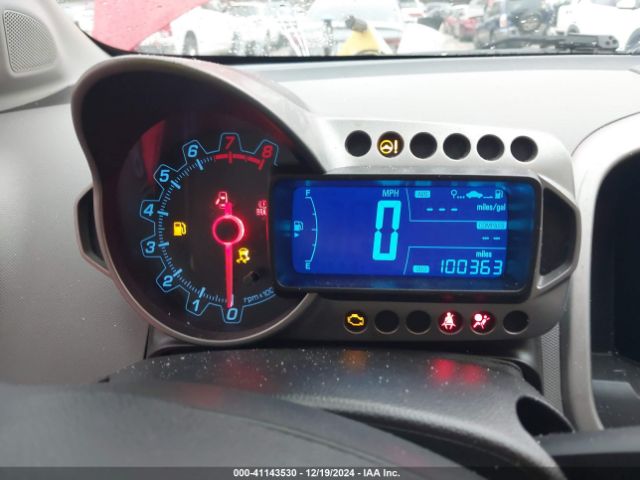 1G1JE6SB7F4214727 Chevrolet Sonic Ltz Auto