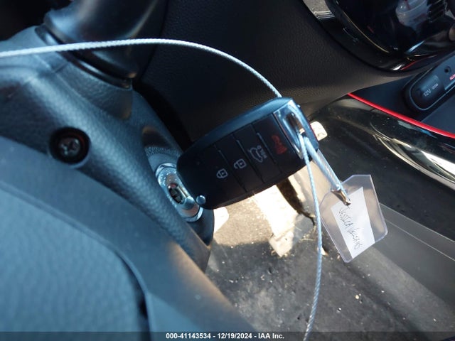 KIA SOUL + 2014 KNDJP3A51E7033129 Image 11