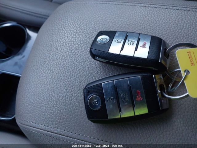 5XYKU4A7XFG612306 KIA Sorento Ex V6