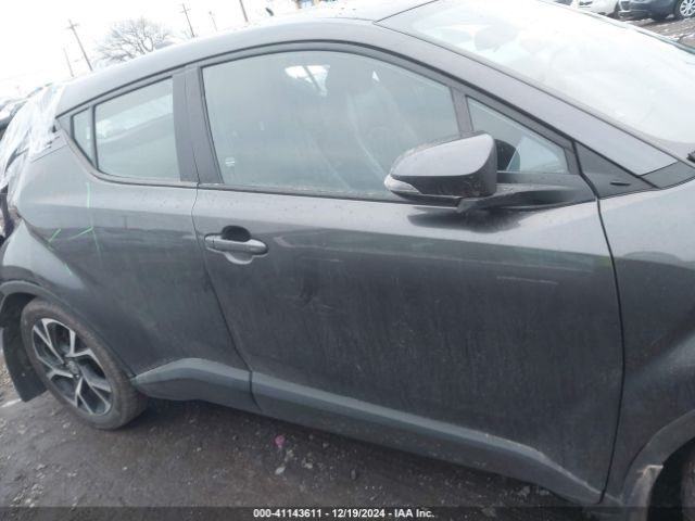 NMTKHMBX3MR123344 Toyota C-HR XLE