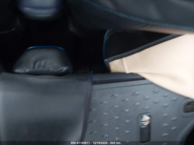 NMTKHMBX3MR123344 Toyota C-HR XLE