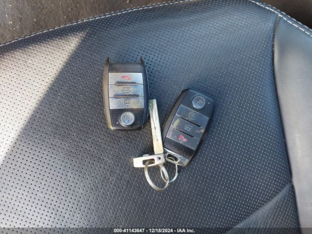 5XYKW4A77FG579100 KIA Sorento Limited V6
