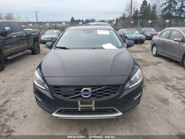 YV440MWKXJ2055592 Volvo V60 Cross Country T5