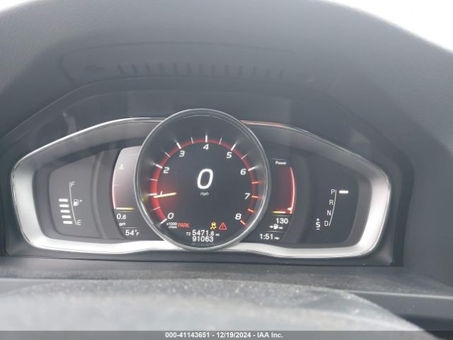 YV440MWKXJ2055592 Volvo V60 Cross Country T5