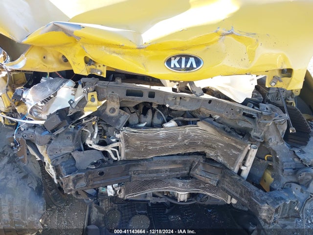 KIA SOUL + 2015 KNDJP3A54F7191272 Image 6
