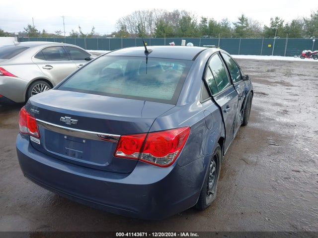 1G1PA5SH1E7189504 Chevrolet Cruze Ls Auto