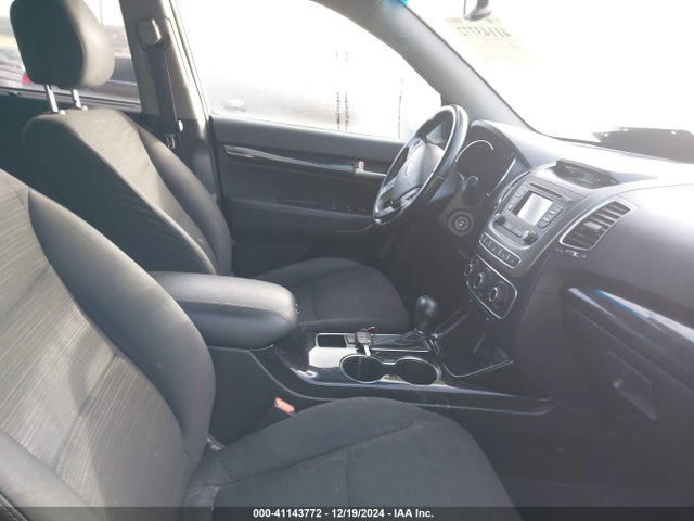 KIA SORENTO LX 2015 5XYKT4A68FG653639 Image 5