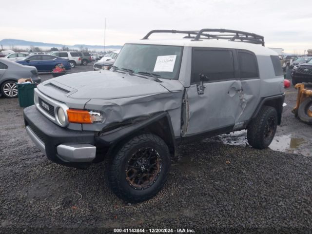 2014 TOYOTA FJ CRUISER JTEBU4BFXEK178172 Photo 1