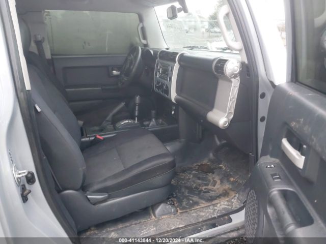 2014 TOYOTA FJ CRUISER JTEBU4BFXEK178172 Photo 4