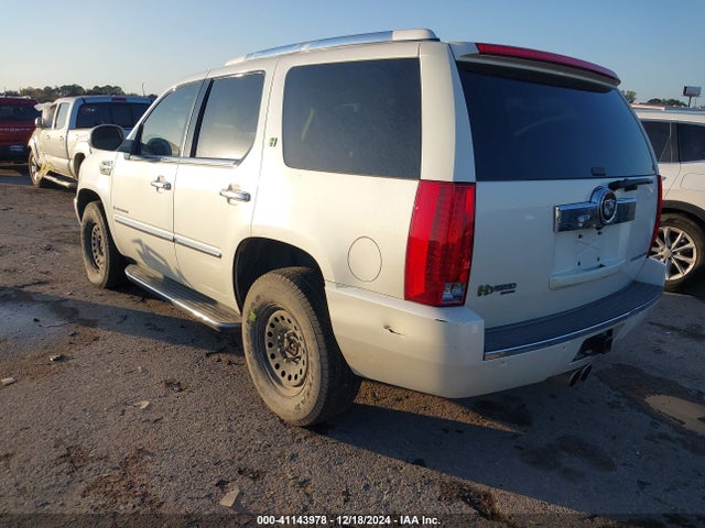 2009 CADILLAC ESCALADE HYBRID 1GYFC43589R139490 Photo 2