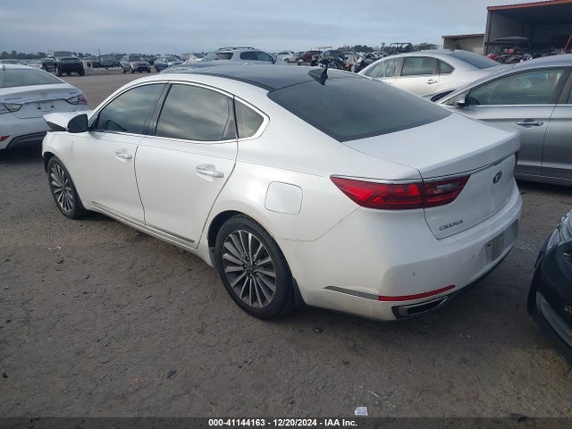 KNALC4J13H5072275 KIA Cadenza Technology