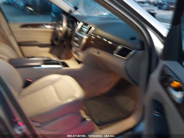 Mercedes-Benz ML 350 2014 4JGDA5JB3EA404516 Image 5