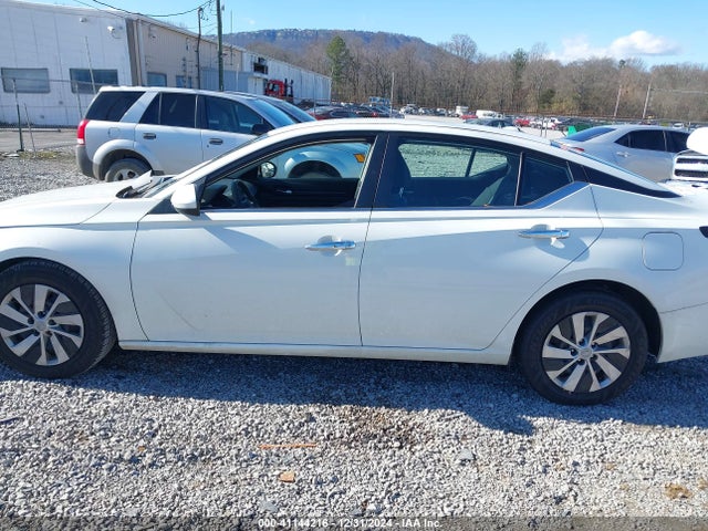 Nissan Altima 2.5 S 2019 1N4BL4BV2KC198507 Image 14