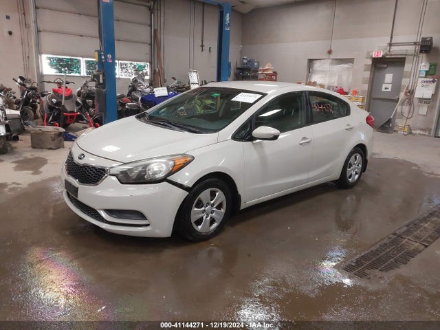 KIA FORTE LX 2015 KNAFK4A66F5311133 Image 2