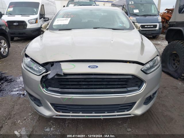 3FA6P0T96GR127819 Ford FUSION SE