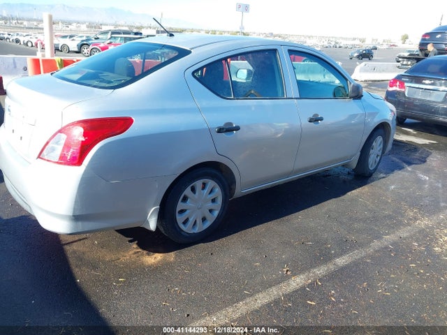 Nissan Versa 1.6 S 2015 3N1CN7AP4FL886910 Image 12