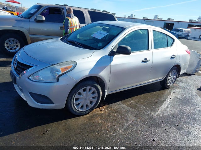 Nissan Versa 1.6 S 2015 3N1CN7AP4FL886910 Image 13