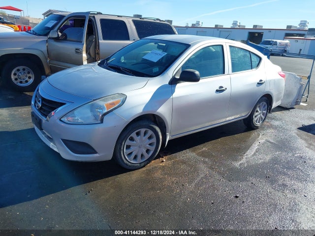 Nissan Versa 1.6 S 2015 3N1CN7AP4FL886910 Image 2