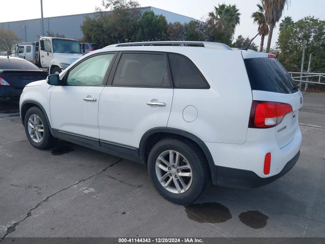 KIA Sorento Lx V6 2015 5XYKT4A72FG643617 Image 3