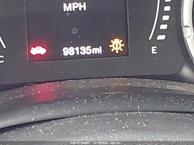 ZACCJABT3GPD97392 Jeep Renegade Latitude