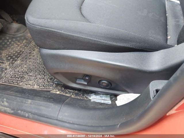 ZACCJABT3GPD97392 Jeep Renegade Latitude
