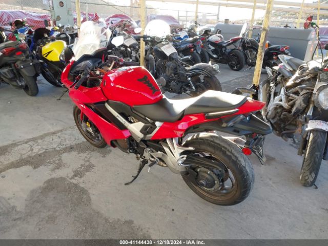 2014 HONDA VFR800 JH2RC7911EK000854 Photo 2