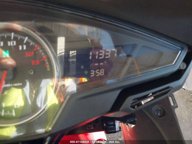 2014 HONDA VFR800 JH2RC7911EK000854 Photo 6