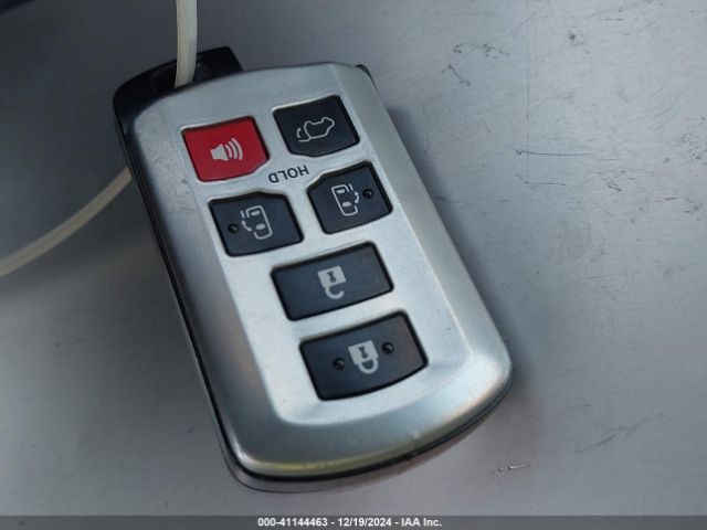 5TDYZ3DC5LS044530 Toyota SIENNA XLE