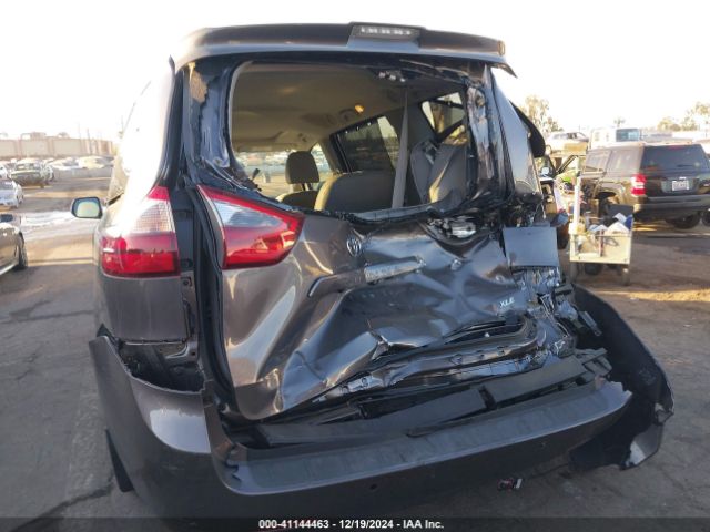 5TDYZ3DC5LS044530 Toyota SIENNA XLE