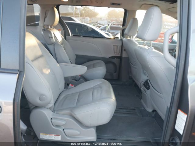 5TDYZ3DC5LS044530 Toyota SIENNA XLE