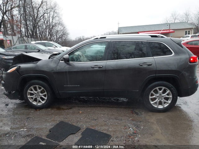 Jeep Cherokee Latitude 2016 1C4PJMCB8GW202513 Image 14