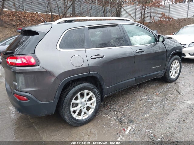 Jeep Cherokee Latitude 2016 1C4PJMCB8GW202513 Image 4