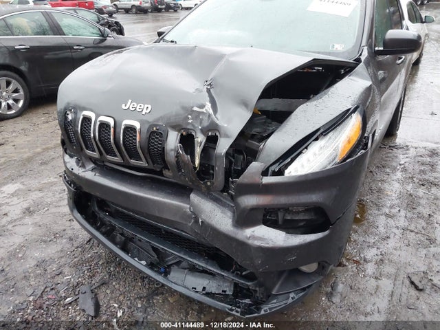Jeep Cherokee Latitude 2016 1C4PJMCB8GW202513 Image 6