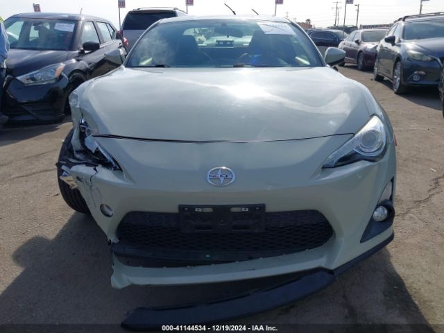 JF1ZNAA18G8706852 Scion Fr-s Release Series 2.0