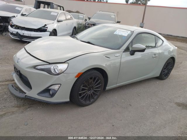 JF1ZNAA18G8706852 Scion Fr-s Release Series 2.0